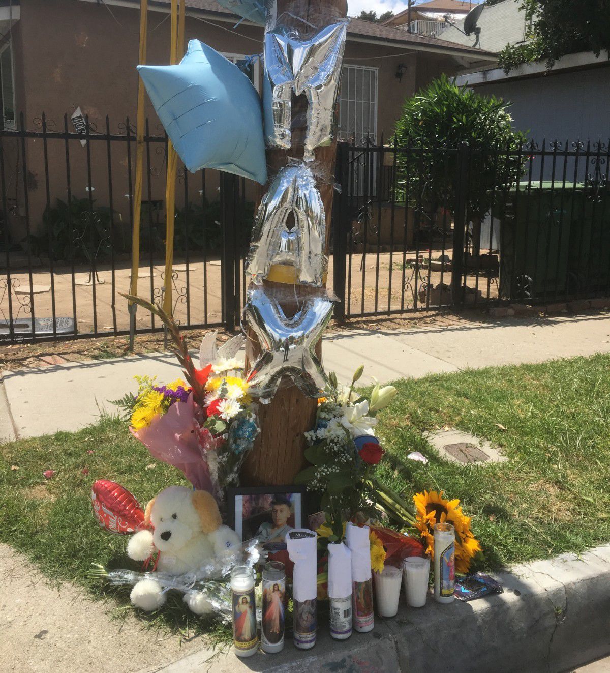 Memorial to Max on San Carlos Street in East LA.
